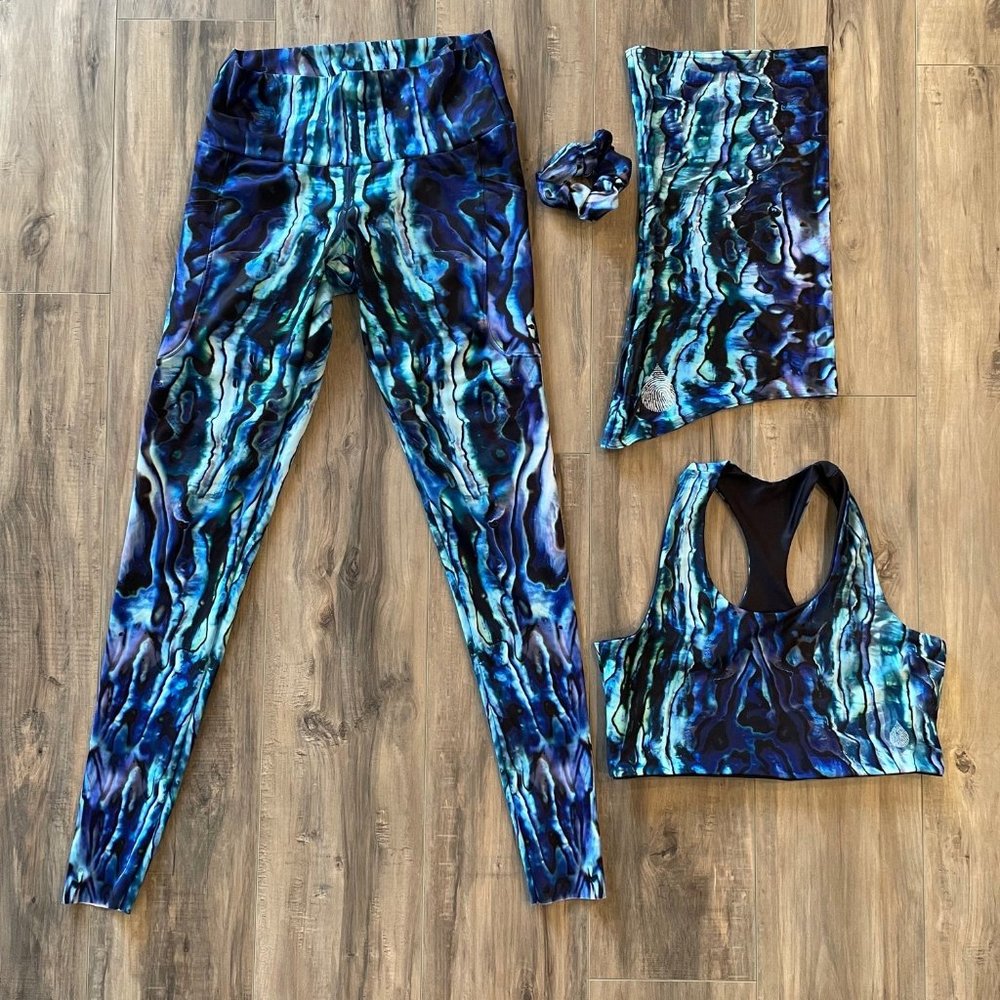 Waterlust leggings, top, sun/face mask & scrunchie